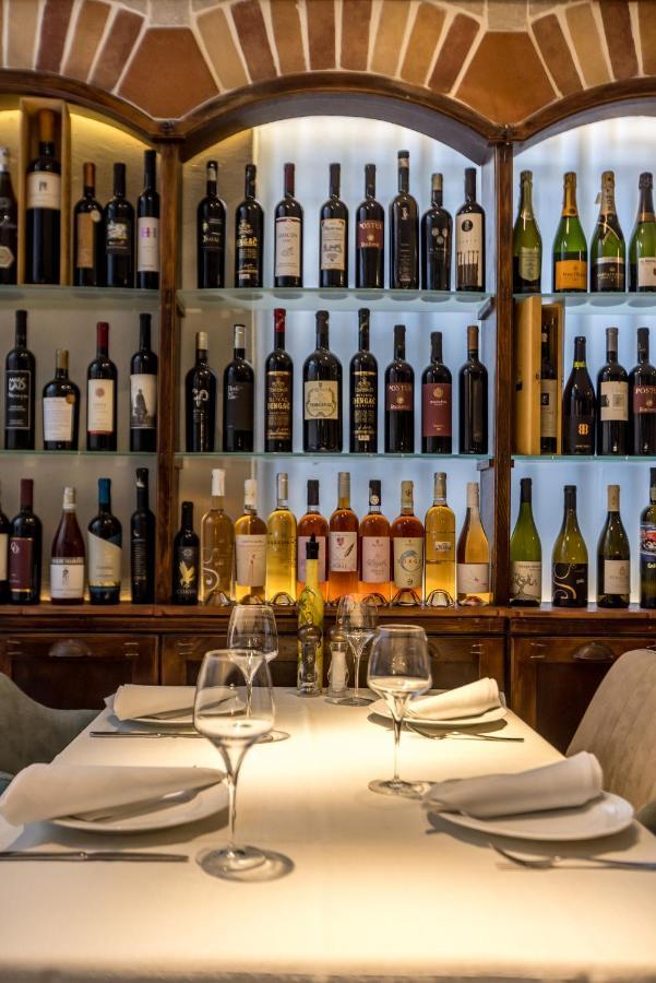Leonis Restaurant & Rooms Split Exterior foto